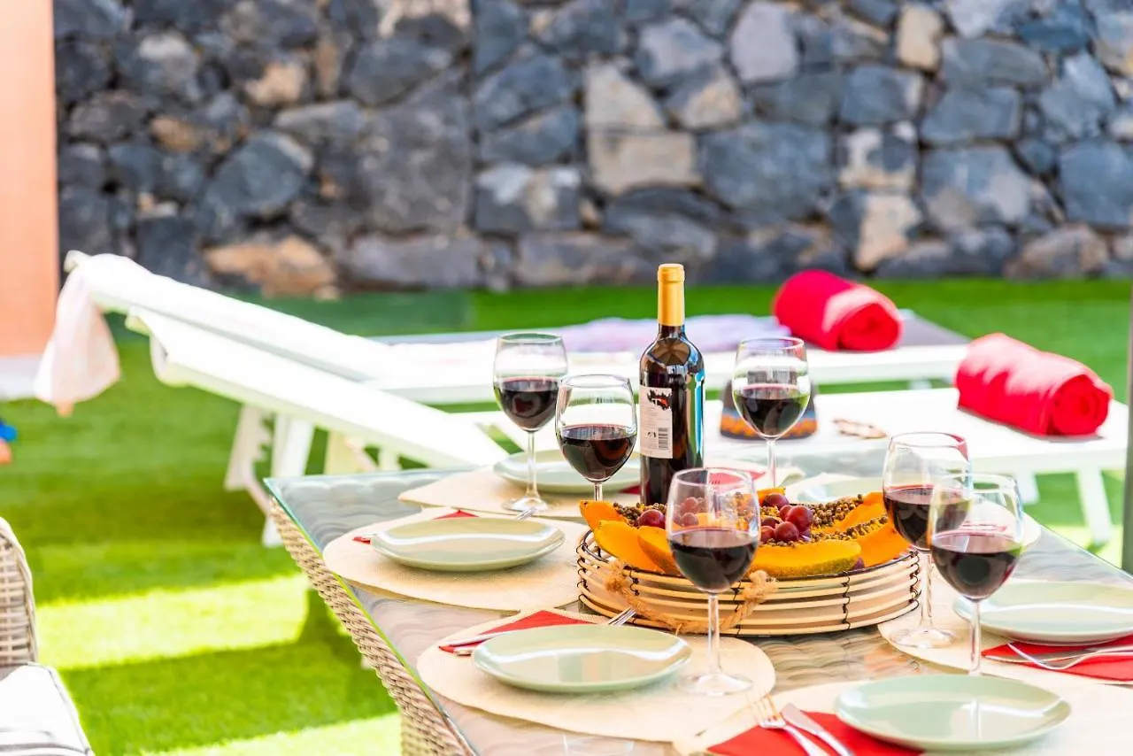 Villa Melyna Private Heated Pool أذيخي